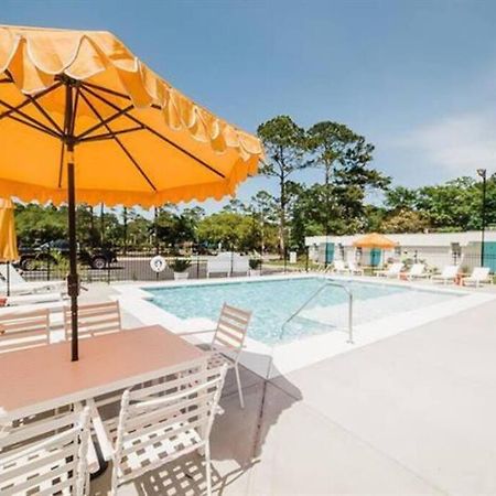 Gulf Shores Getaway Steps Away From The Pool! Экстерьер фото